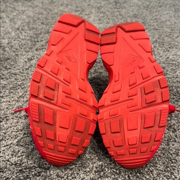 Nike Air Huarache Run (GS) Triple Red 654275 600 Size Youth sz 6.5Y/Womans 8•EUC - Picture 6 of 8